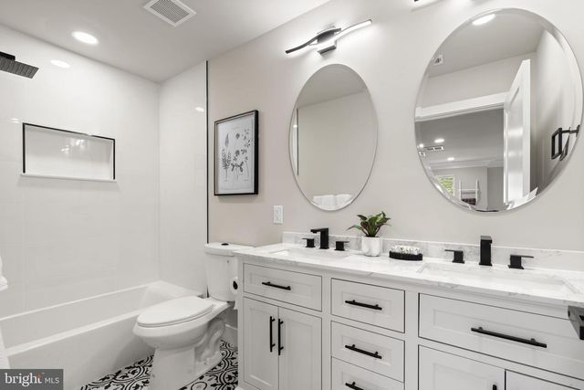 224 ORCHARD LN, Harleysville, PA 19438