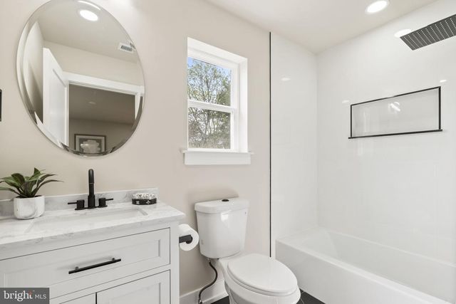 224 ORCHARD LN, Harleysville, PA 19438