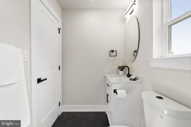 224 ORCHARD LN, Harleysville, PA 19438