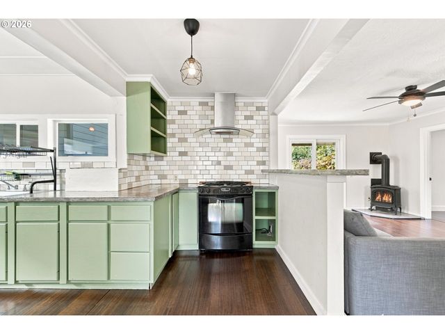 4525 Ne 77TH Ave, Portland, OR 97218