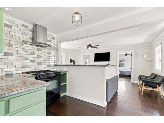 4525 Ne 77TH Ave, Portland, OR 97218