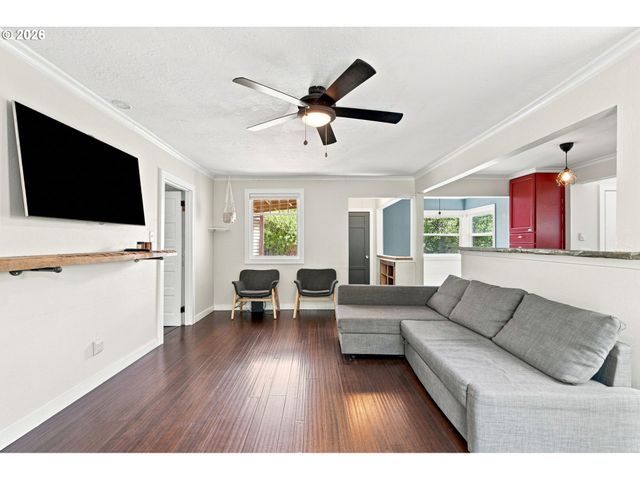 4525 Ne 77TH Ave, Portland, OR 97218