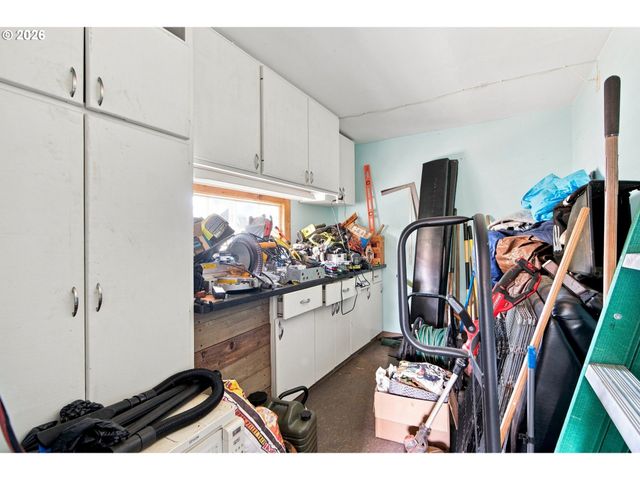 4525 Ne 77TH Ave, Portland, OR 97218