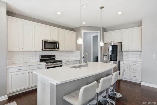 16308 Adelaide Drive, Macomb Township, MI 48044
