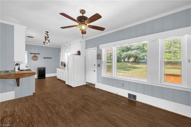 1505 Courtland Avenue, Reidsville, NC 27320
