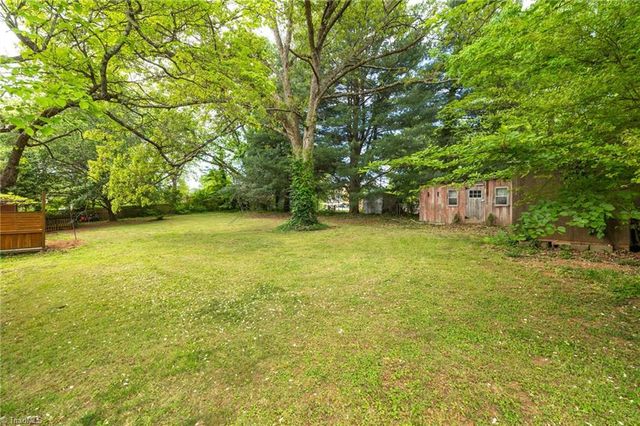1505 Courtland Avenue, Reidsville, NC 27320