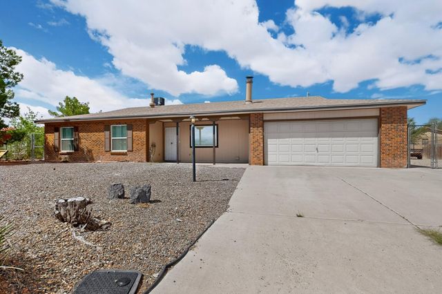811 Orbit Court SE, Rio Rancho, NM 87124