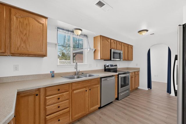 811 Orbit Court SE, Rio Rancho, NM 87124