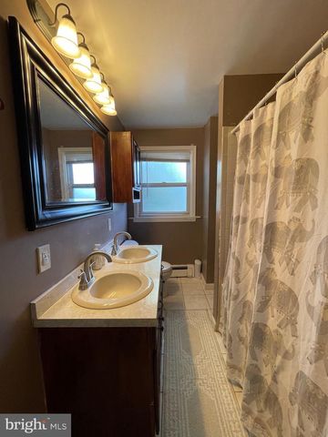 45 ARDMORE AVE, Lansdowne, PA 19050