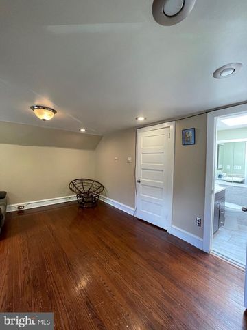 45 ARDMORE AVE, Lansdowne, PA 19050