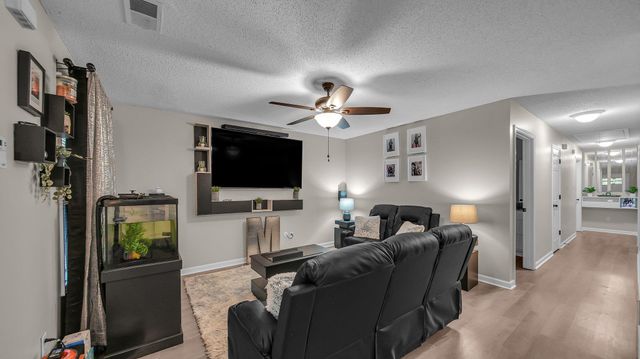 2733 NELSON AVE, Memphis, TN 38111