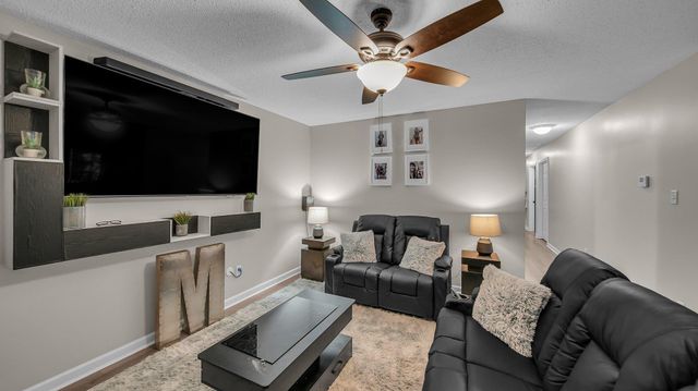 2733 NELSON AVE, Memphis, TN 38111