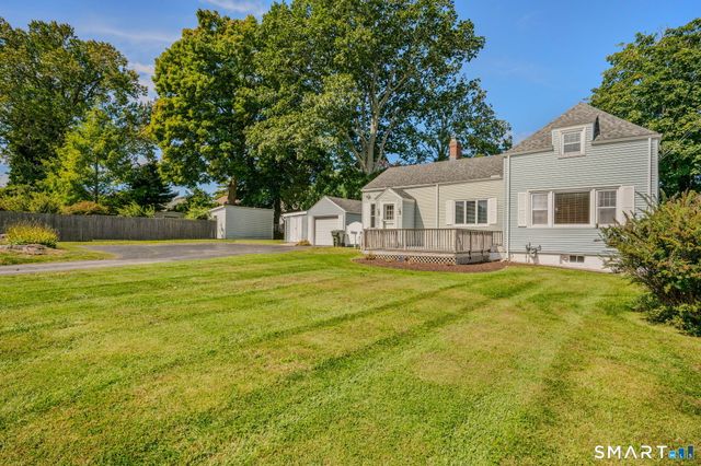 37 Gardner Avenue, New London, CT 06320