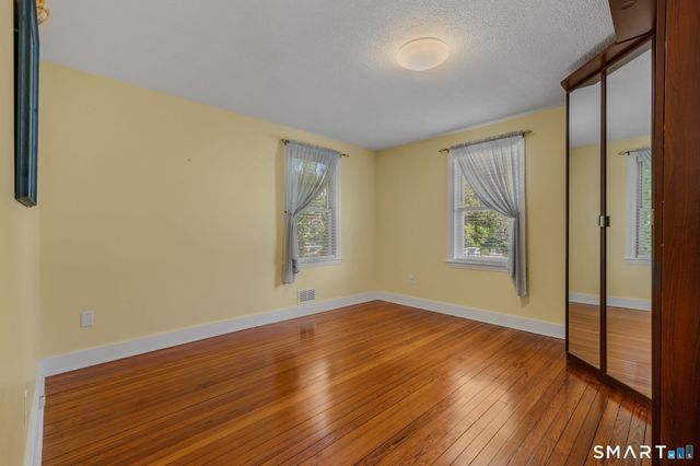 37 Gardner Avenue, New London, CT 06320