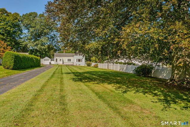37 Gardner Avenue, New London, CT 06320
