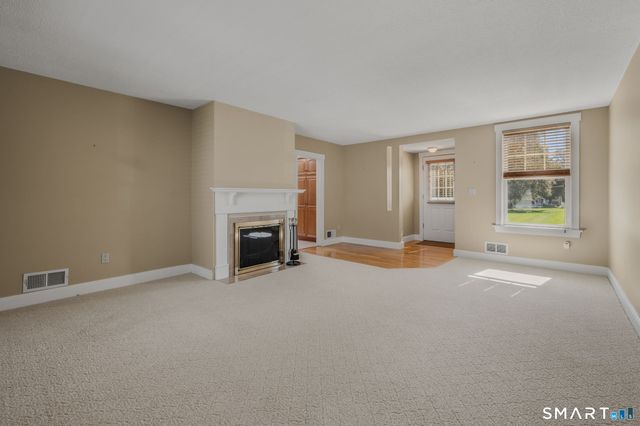 37 Gardner Avenue, New London, CT 06320