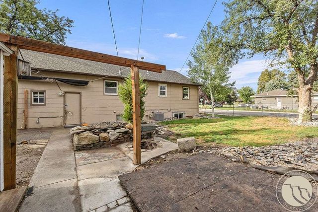 1737 Clark Avenue, Billings, MT 59102