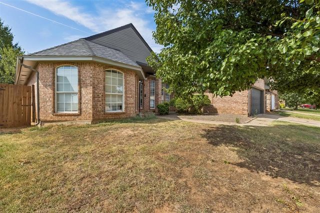 8212 NW 83rd Street, Oklahoma City, OK 73132