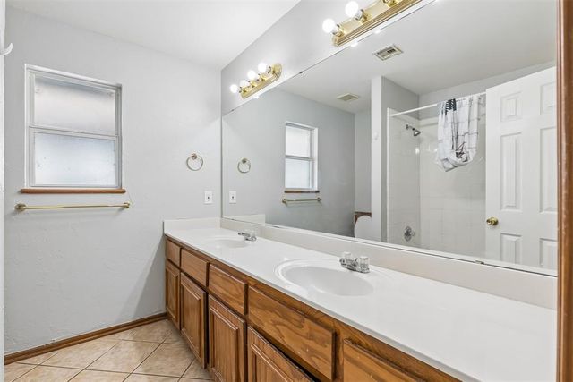 8212 NW 83rd Street, Oklahoma City, OK 73132