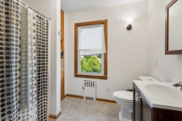 17 Wellington Ave, West Orange Twp., NJ 07052