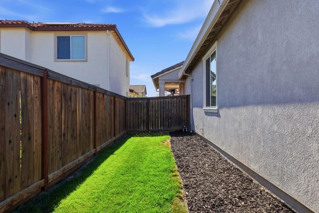 531 Potomac Ct, Lincoln, CA 95648