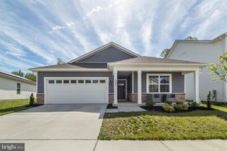 295 FOREST EDGE AVE, La Plata, MD 20646