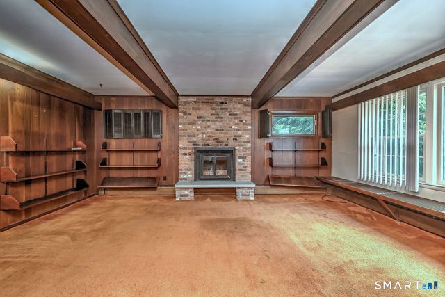 814 Grassy Hill Road, Orange, CT 06477