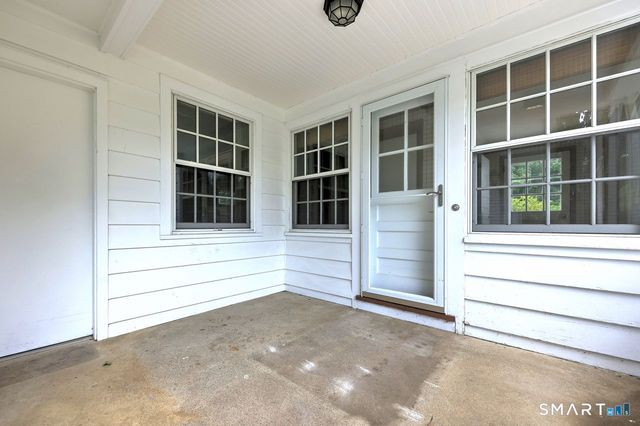 814 Grassy Hill Road, Orange, CT 06477