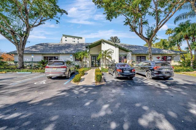 2312 S Cypress Bend Drive 405, Pompano Beach, FL 33069