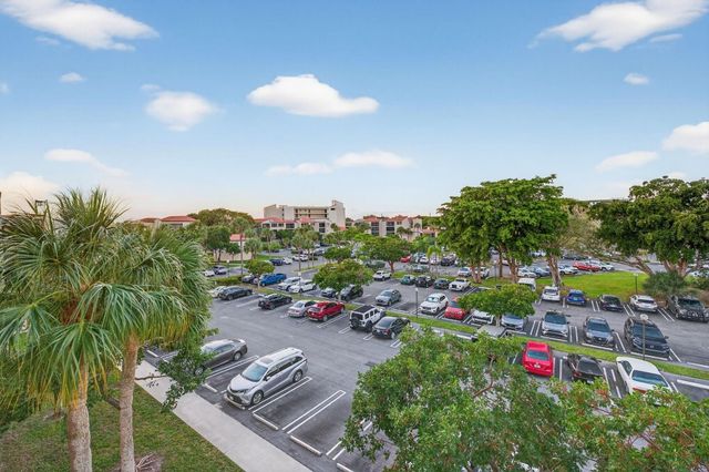 2312 S Cypress Bend Drive 405, Pompano Beach, FL 33069