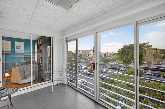 2312 S Cypress Bend Drive 405, Pompano Beach, FL 33069