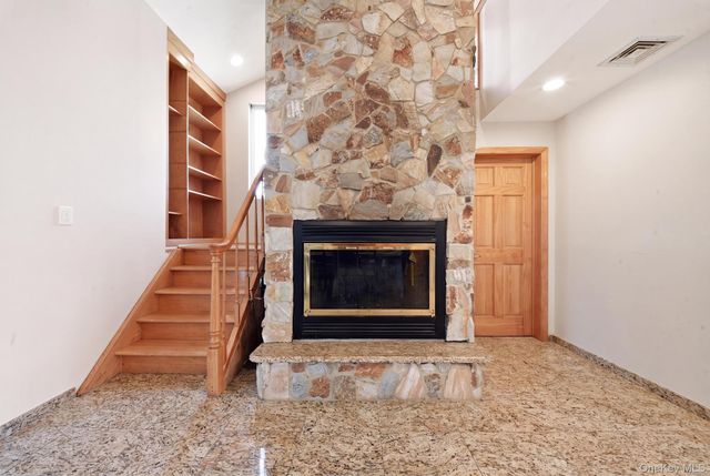 3 Marjorie Lane, East Rockaway, NY 11518