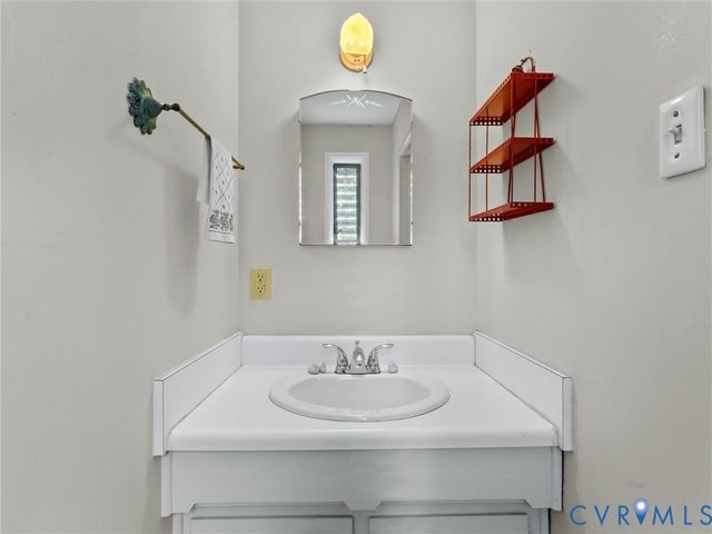 4411 S Willetta Dr, Richmond, VA 23221