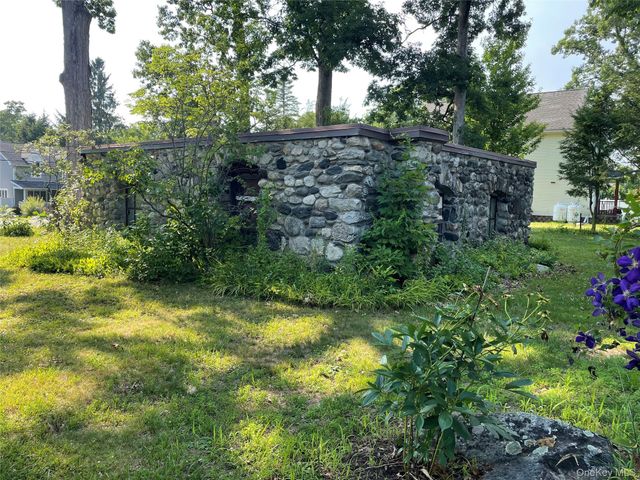 28 OLD MILL Road, Yorktown Heights, NY 10598