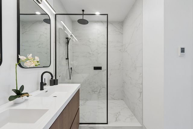 1656 N BOSWORTH Avenue 2N, Chicago, IL 60642