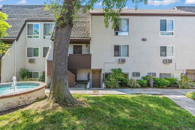 1305 Caminito Gabaldon, San Diego, CA 92108