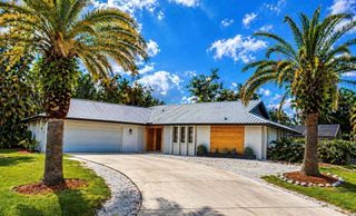 1219 CORNISH COURT, Sarasota, FL 34232
