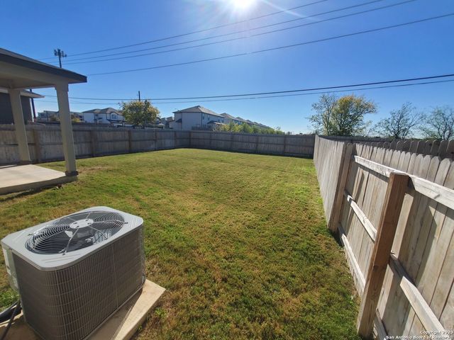576 VALLEY GARDEN, New Braunfels, TX 78130