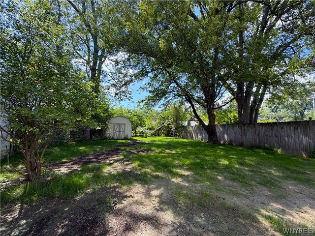 26 Deumant Terrace, Tonawanda, NY 14223