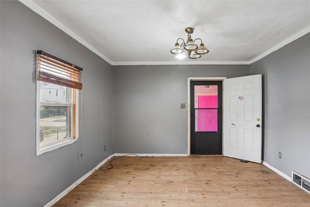 1311 Washington Avenue, Des Moines, IA 50314