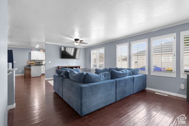 4598 S BLOSSOM GLEN WAY, Roy, UT 84067