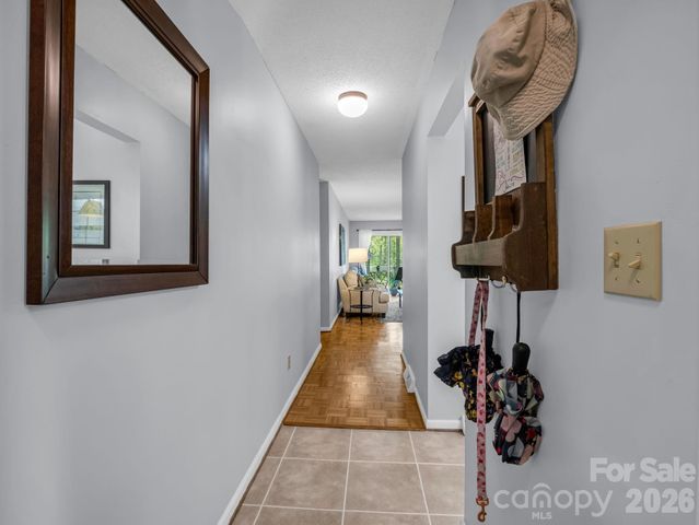 68 Lakeview Court, Brevard, NC 28712
