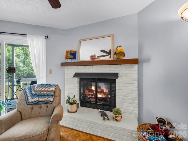 68 Lakeview Court, Brevard, NC 28712