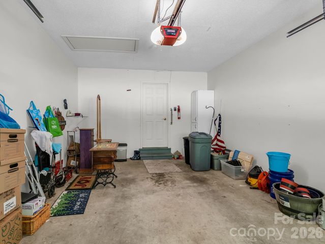 68 Lakeview Court, Brevard, NC 28712