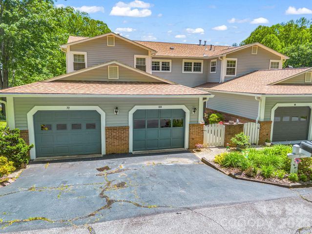 68 Lakeview Court, Brevard, NC 28712