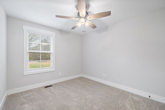 205 Maple St, Adams, TN 37010