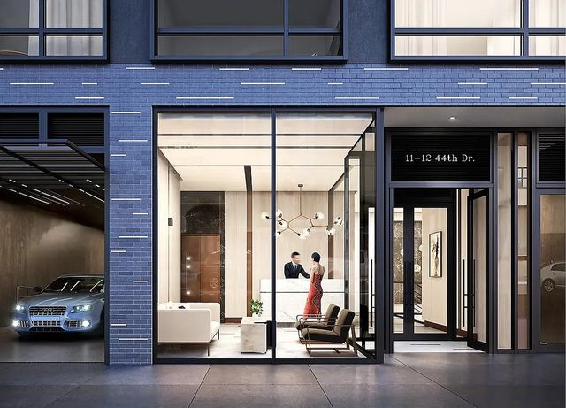 1112 44th Dr Apt 2A, New York City, NY 11101
