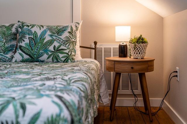 1058 Shady Lane, Gilchrist, TX 77617