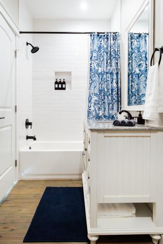 1058 Shady Lane, Gilchrist, TX 77617