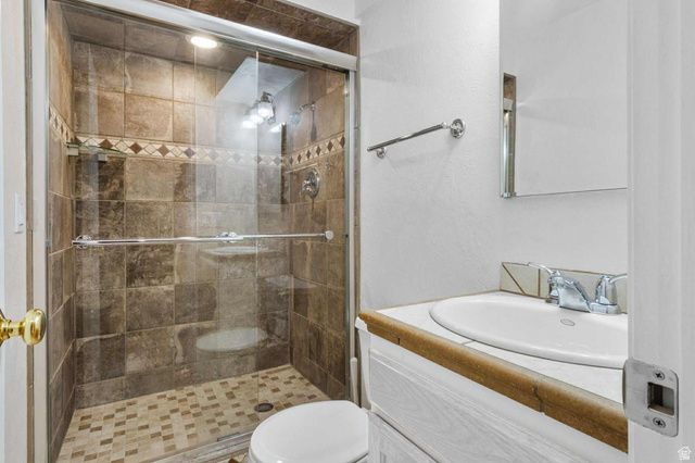 1870 E MONTEREY DR, Salt Lake City, UT 84121